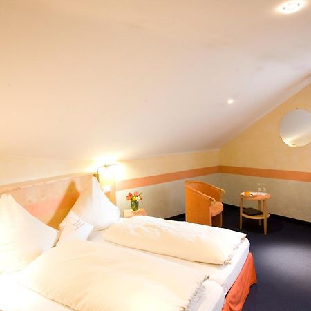 Hotel-Restaurant Steuermann Карлсруе Екстериор снимка