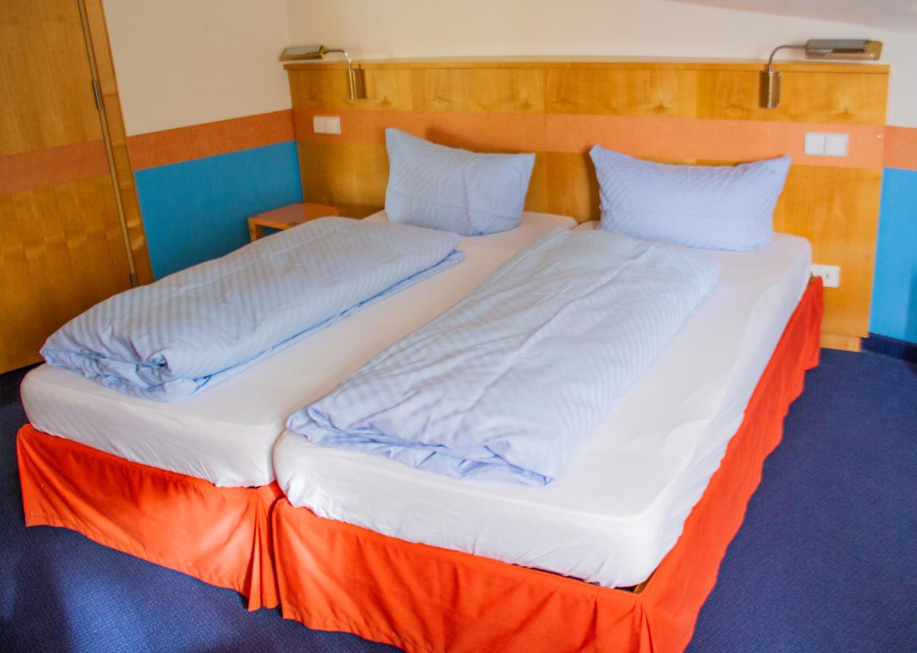Hotel-Restaurant Steuermann Карлсруе Екстериор снимка