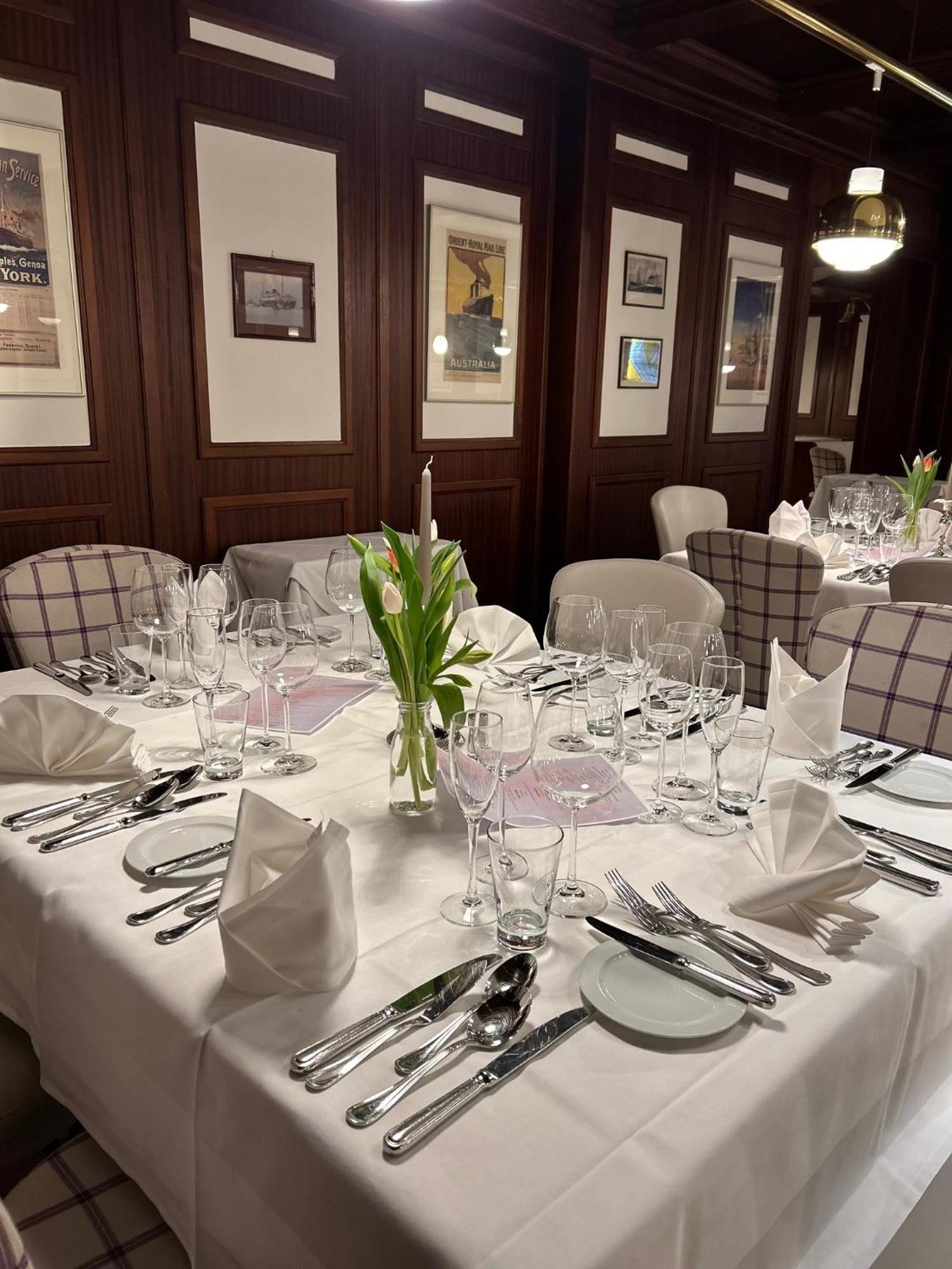 Hotel-Restaurant Steuermann Карлсруе Екстериор снимка