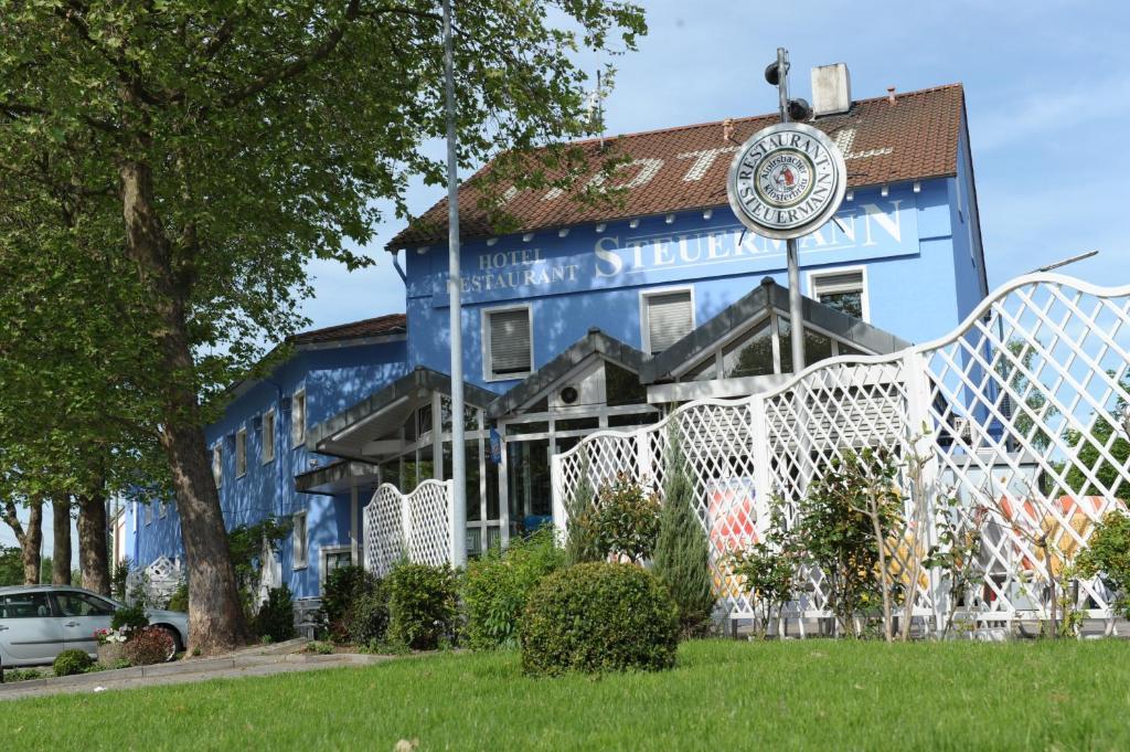 Hotel-Restaurant Steuermann Карлсруе Екстериор снимка